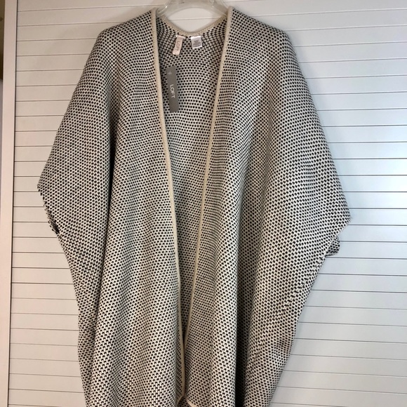 NWT Ann Taylor LOFT Tight Knit Poncho Jacket Sweater Open Front Cardigan OS - Picture 6 of 8